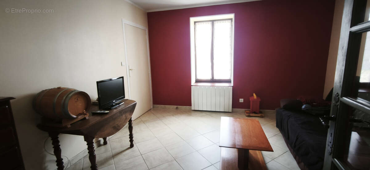 Maison à MONTMARAULT