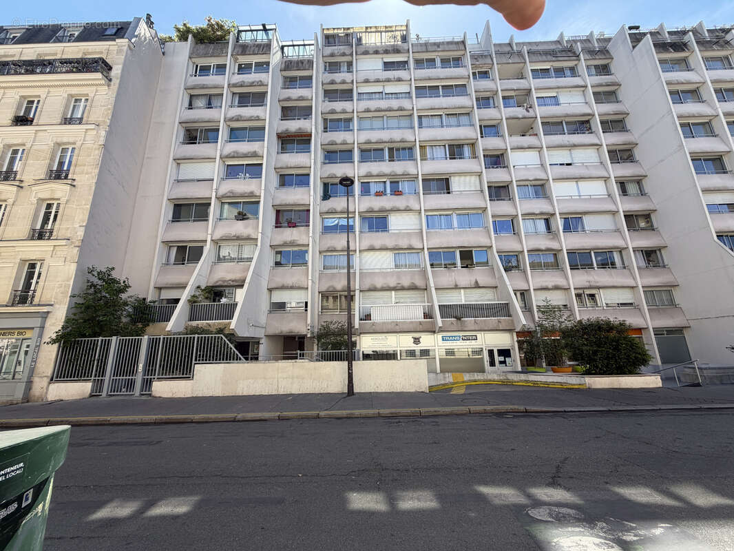 Appartement à PARIS-10E