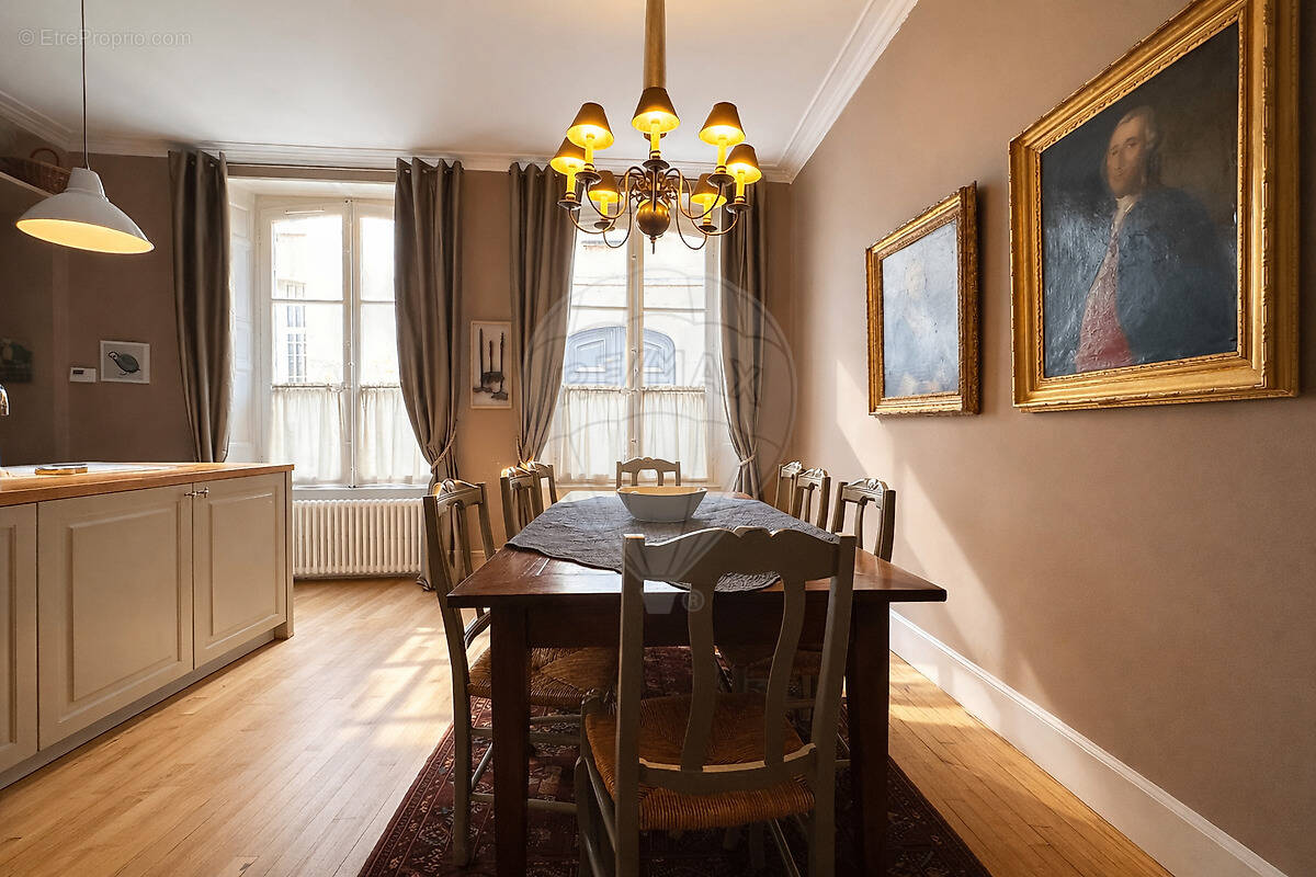 Maison à SENLIS