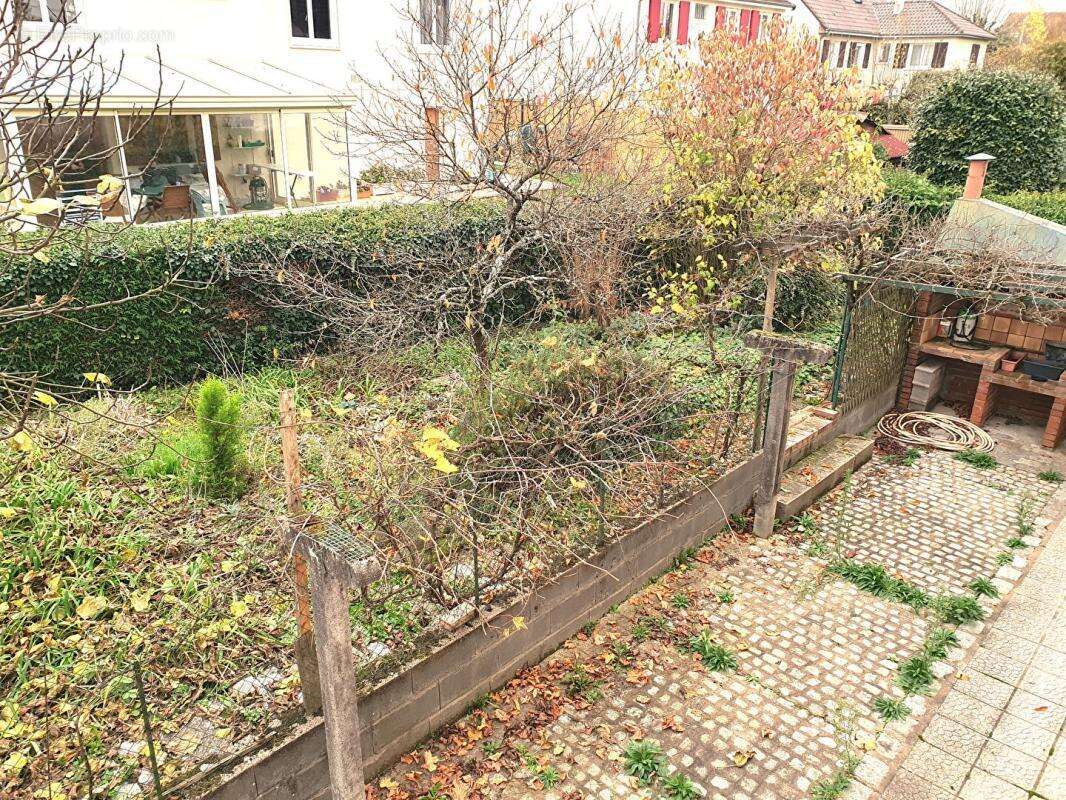 Maison à SAINT-DOULCHARD