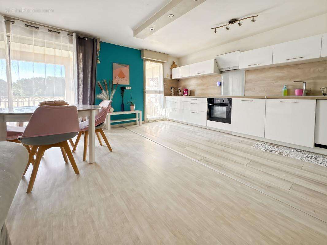 Appartement à FREJUS