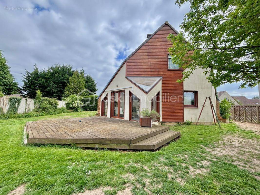 Maison à SAINT-CREPIN-IBOUVILLERS