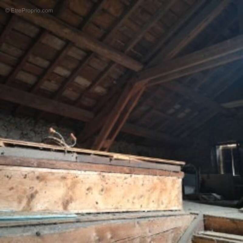 Maison à SAINT-MARTIN-DE-VALAMAS