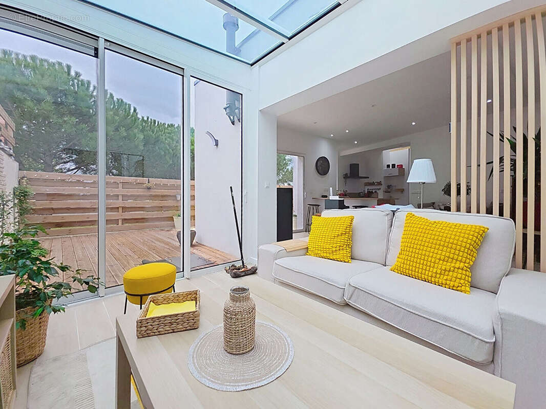 Maison à SAINT-PAIR-SUR-MER