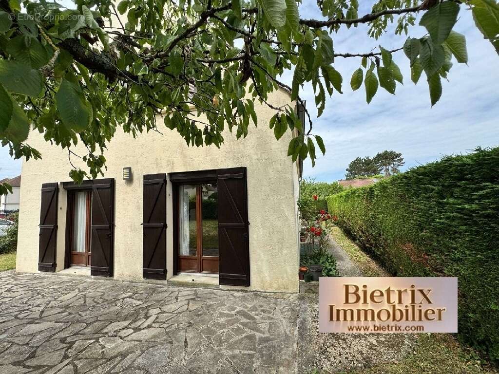 Maison à L'ISLE-ADAM