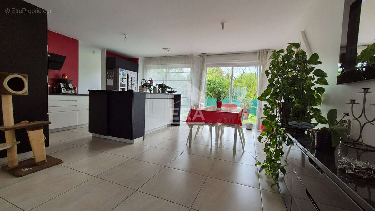 Maison à GRISY-SUISNES