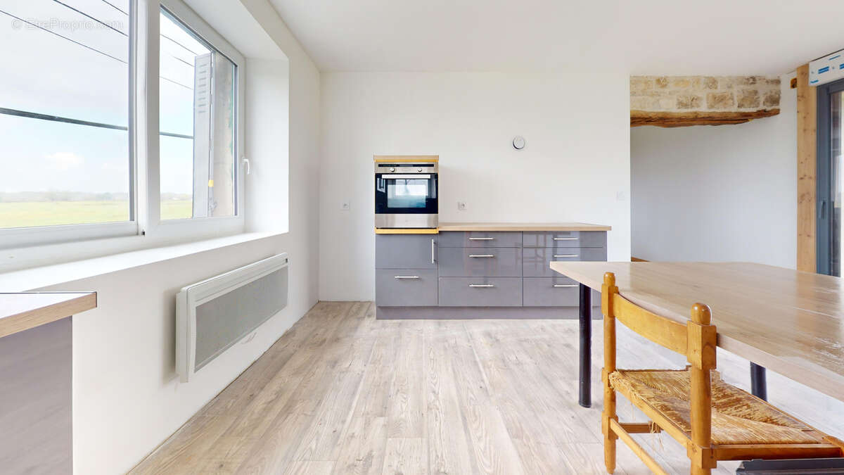 Maison à ARC-ET-SENANS