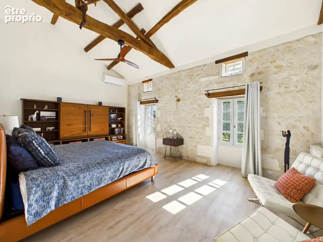 Impressionnant manoir en pierre de 7 chambres avec maison d’amis et vue panoramique - photo 9