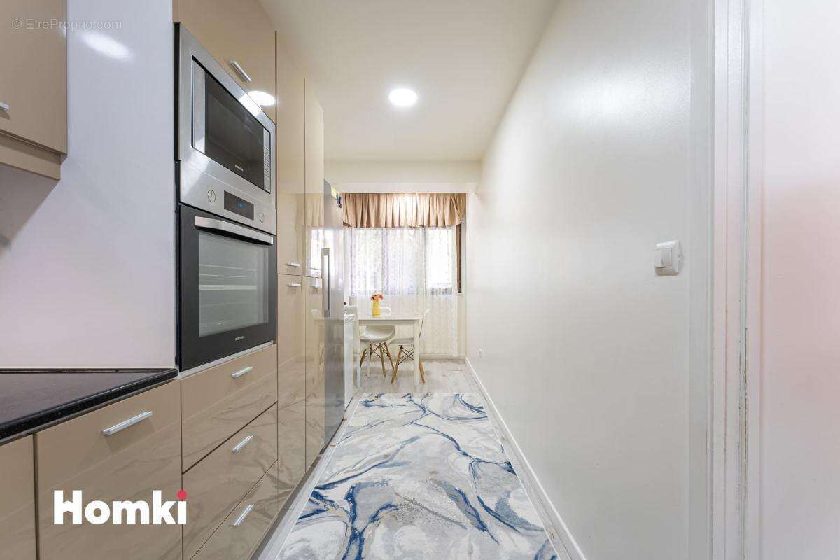 Appartement T4 de 93m² à Marseille 13013, Chemin de Château Gombert - photo 2
