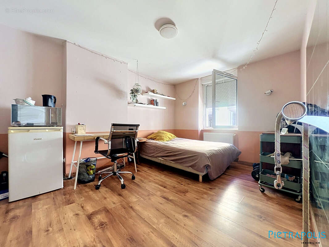 Maison 109 m² à Tarare  - photo 9