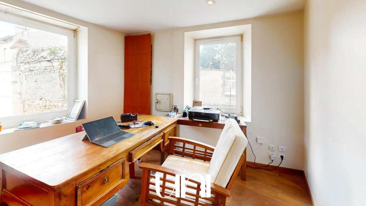 Maison à FLEURY-SUR-ORNE