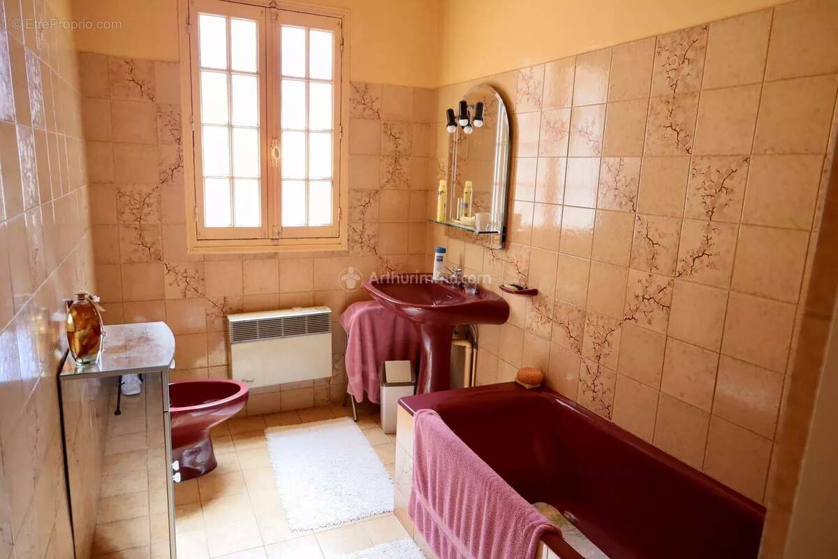 Maison à LA CHARTRE-SUR-LE-LOIR