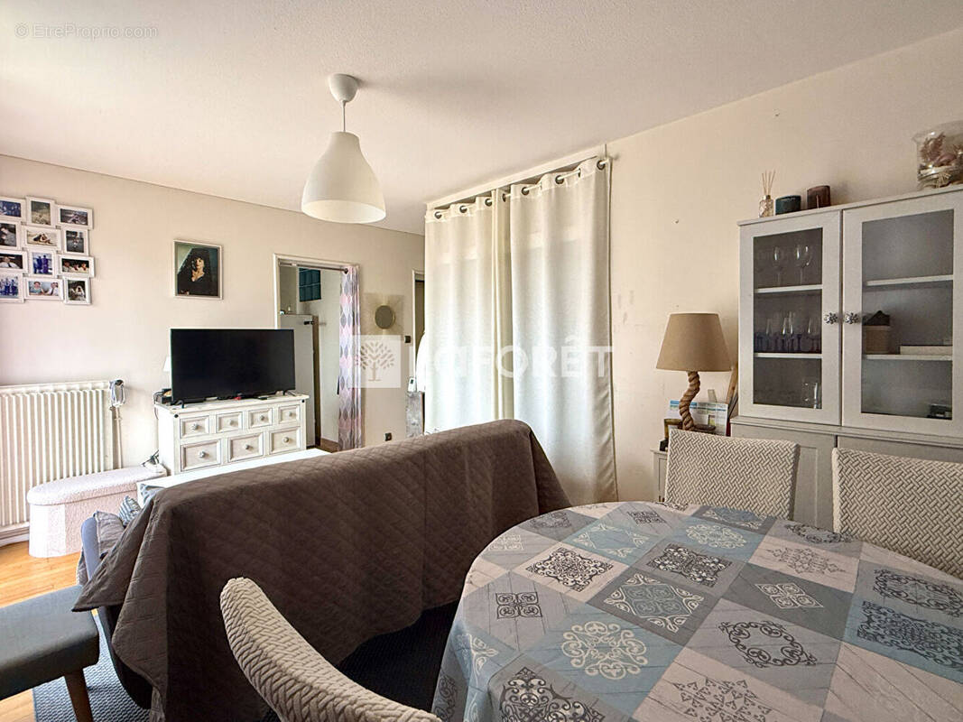 Appartement à SAINTES