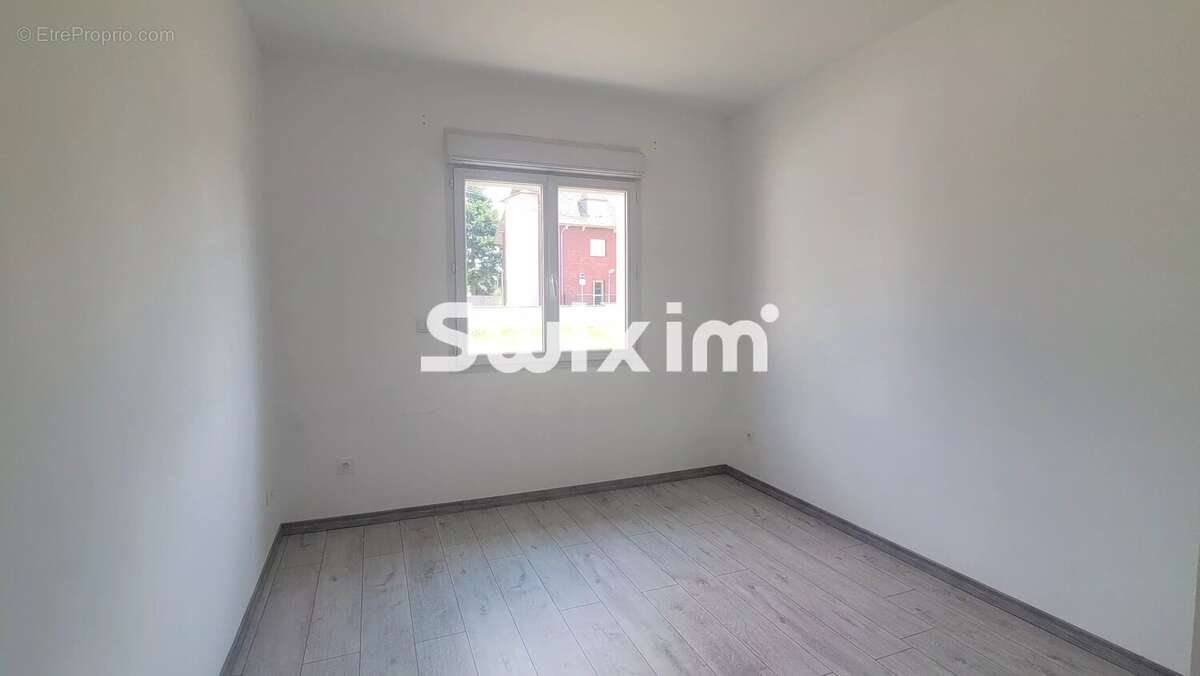 Maison 117 m² à Lons-Le-Saunier  - photo 6