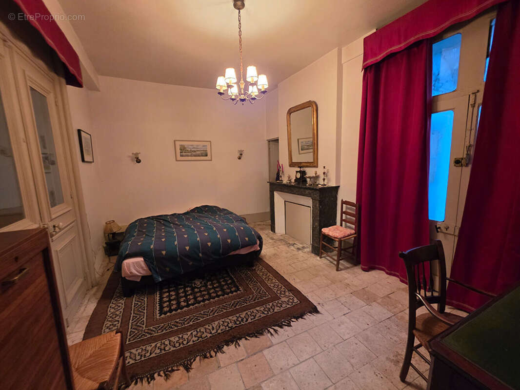 Maison à TOURNON-SAINT-MARTIN