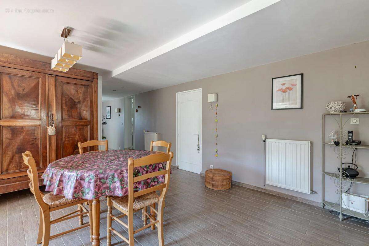 Appartement à FOSSES