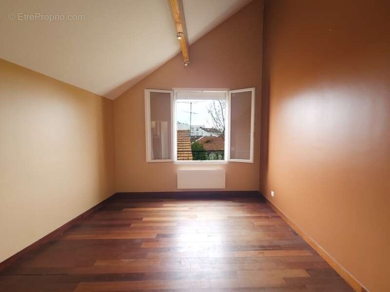 Appartement à VILLIERS-SUR-MARNE