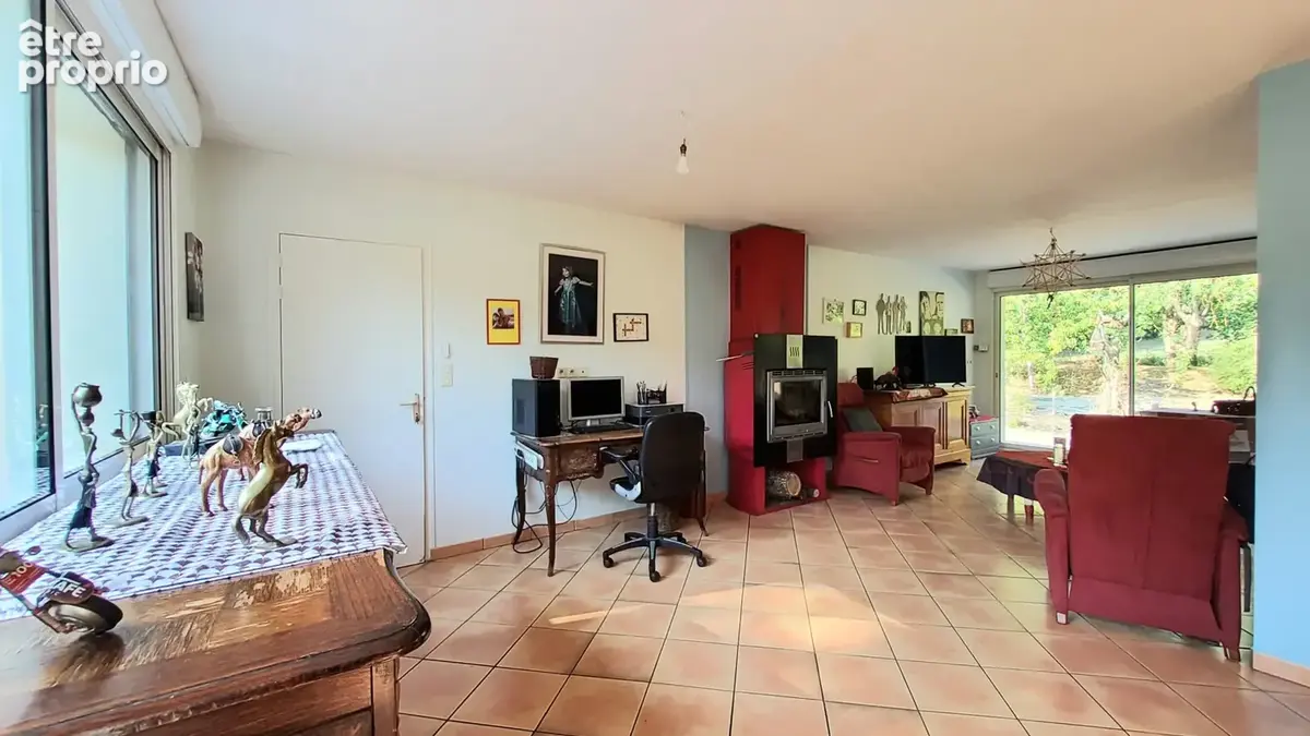 A VENDRE - Maison de hameau 120m2 - 6 pièces - 4 chambres - SAINT-SENOUX - photo 4