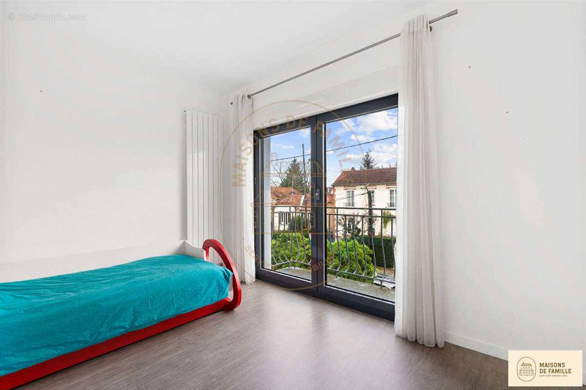 Maison à LE VESINET