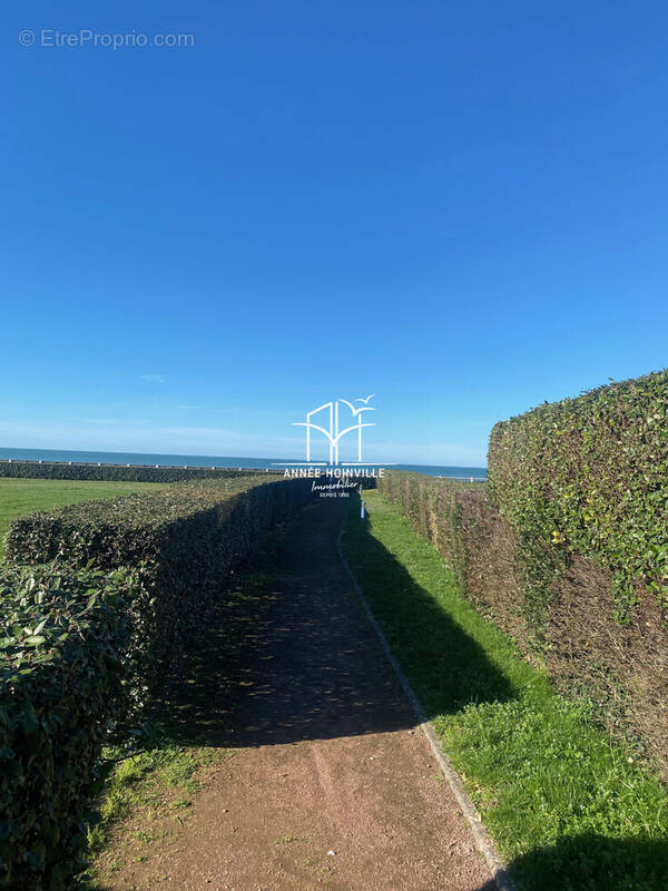 Appartement à BENERVILLE-SUR-MER