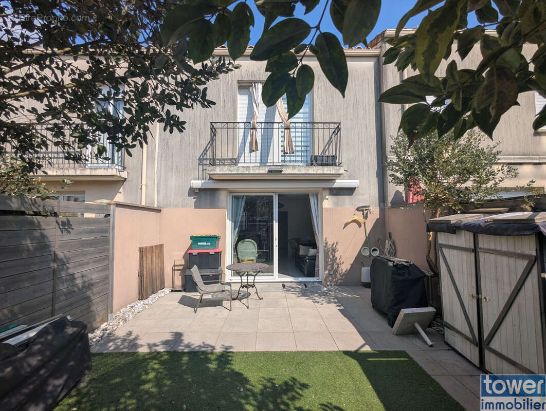 Maison à VILLENAVE-D'ORNON