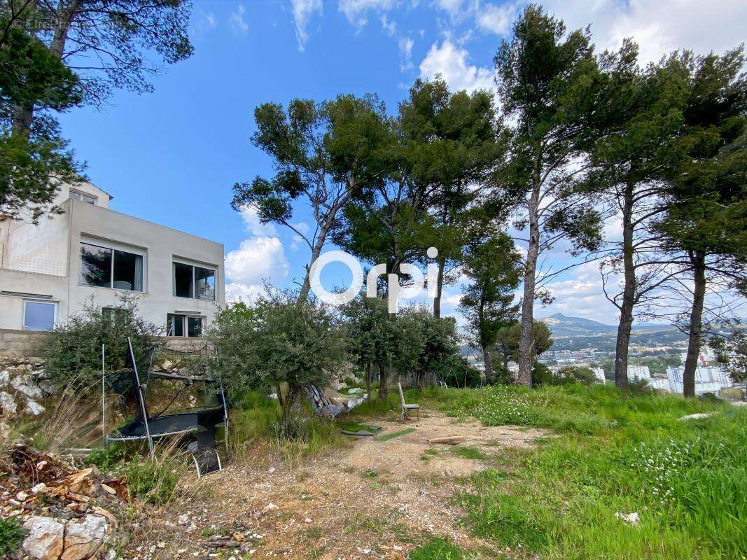 Maison à MARSEILLE-11E