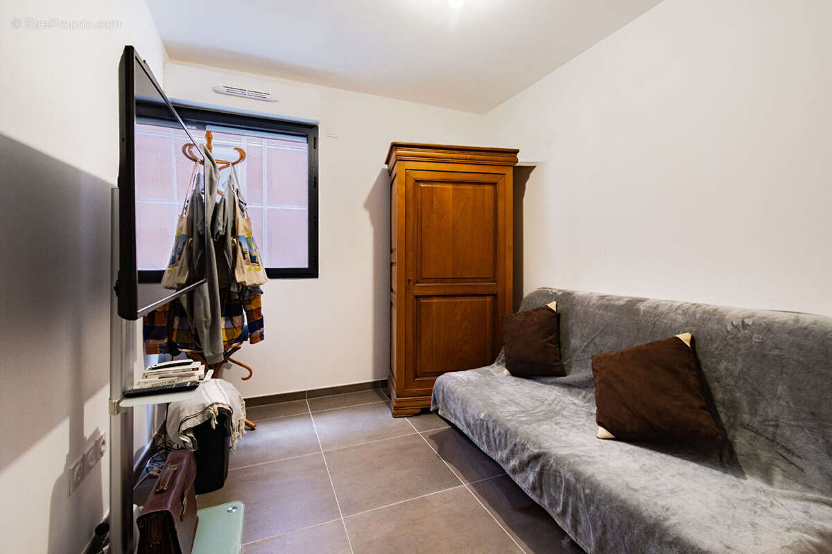 Appartement à MARSEILLE-2E