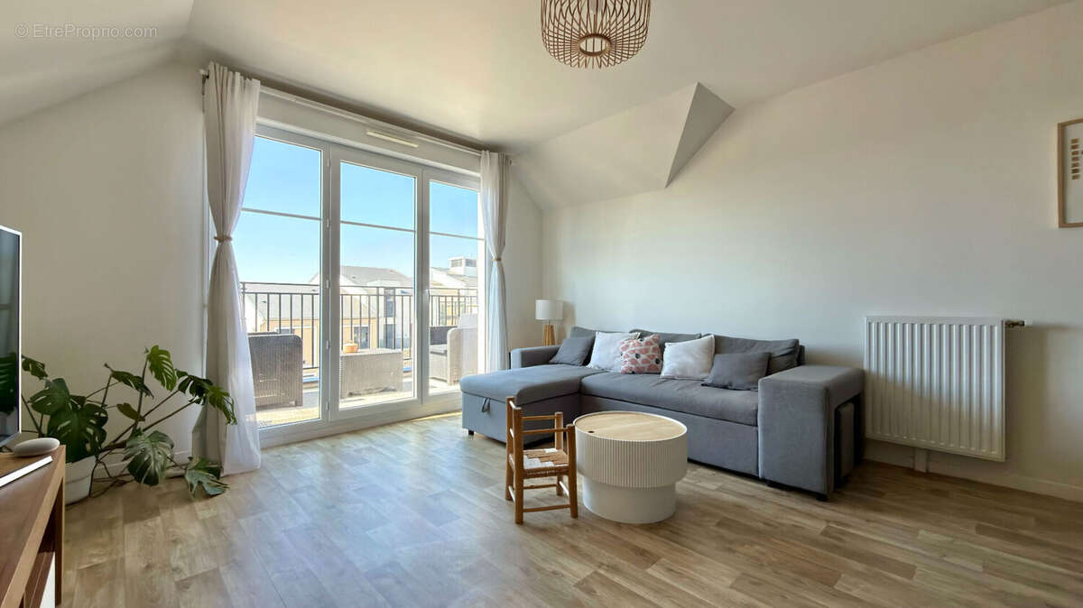 Appartement à TIGERY