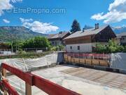 Appartement à MORILLON