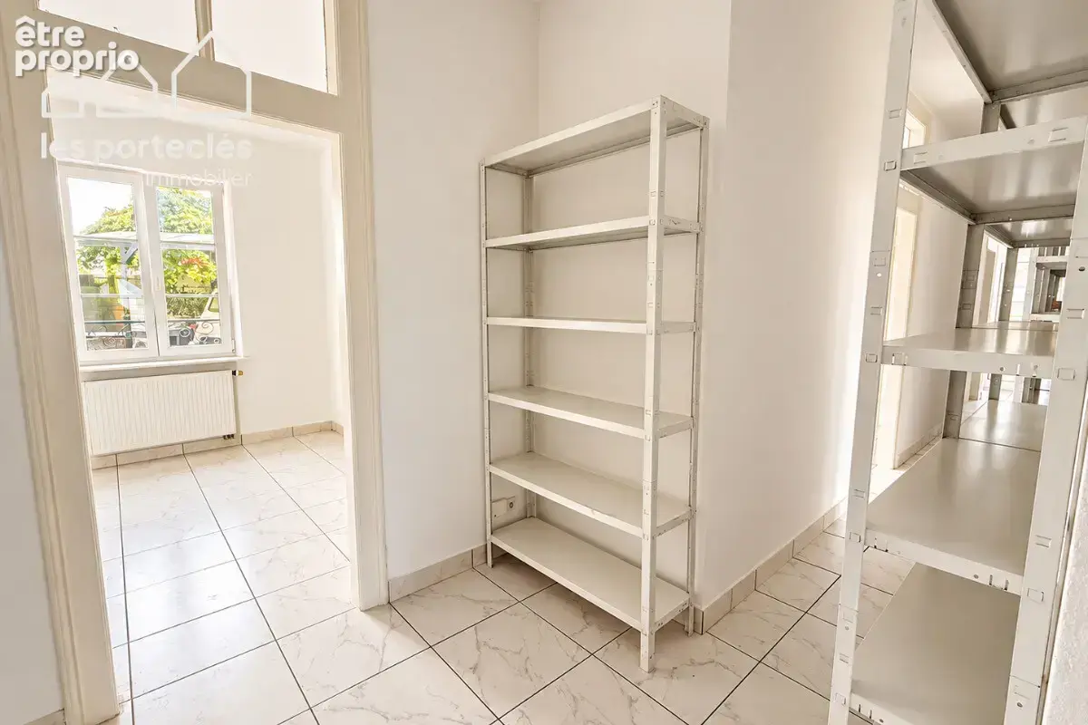 Appartement rez-de-chaussée - 4P 103 m² - parking et cave - photo 6
