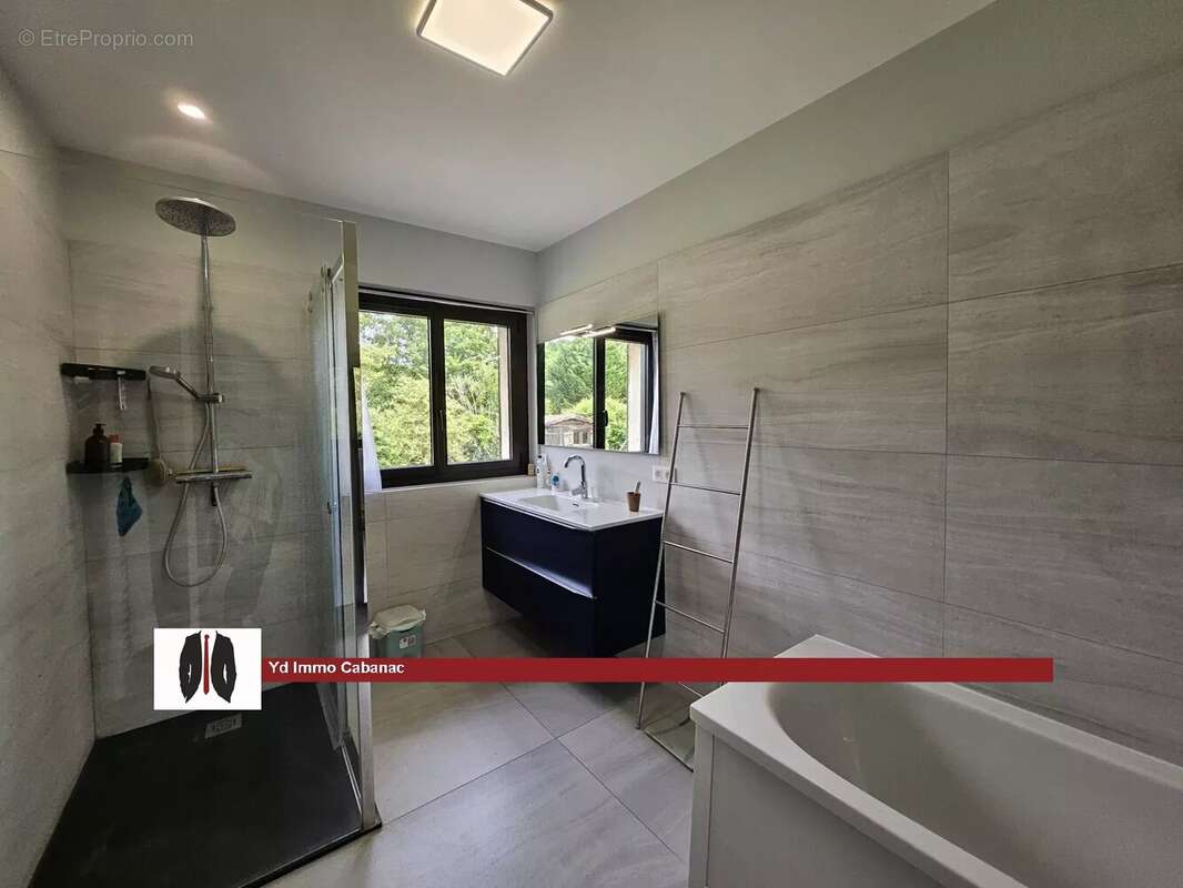 Maison à CABANAC-ET-VILLAGRAINS