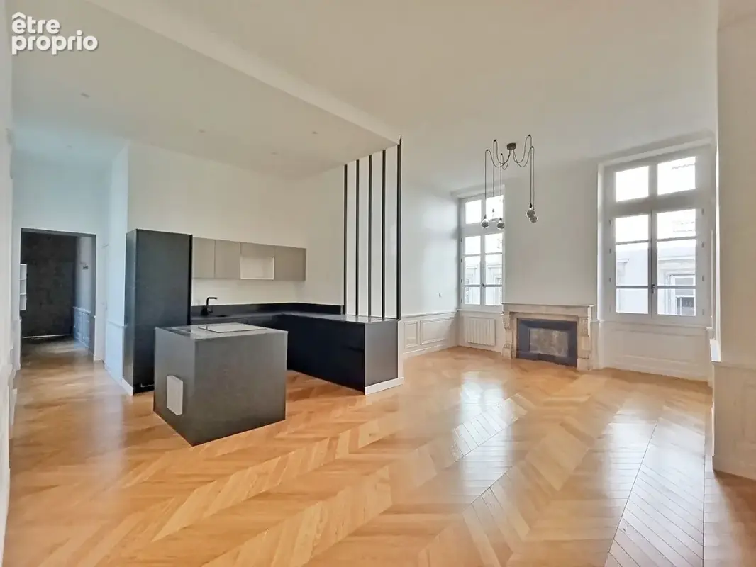 Appartement à LYON-2E