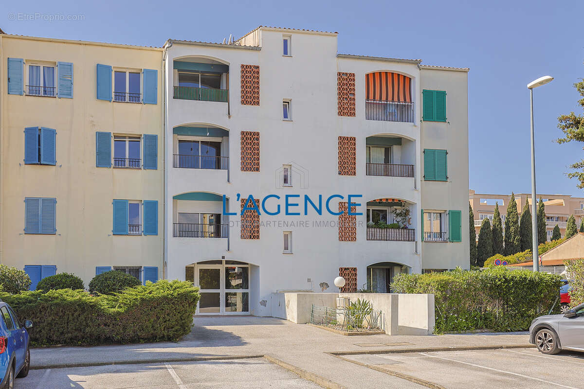 Appartement à HYERES