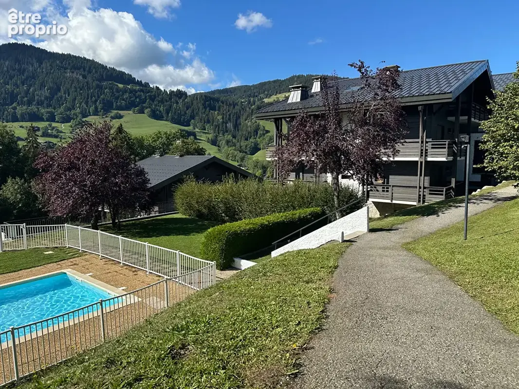 EXCLUSIVITE MEGEVE Appartement  en TBE meublé 1 pièces 30 m² avec grande terrasse. - photo 2