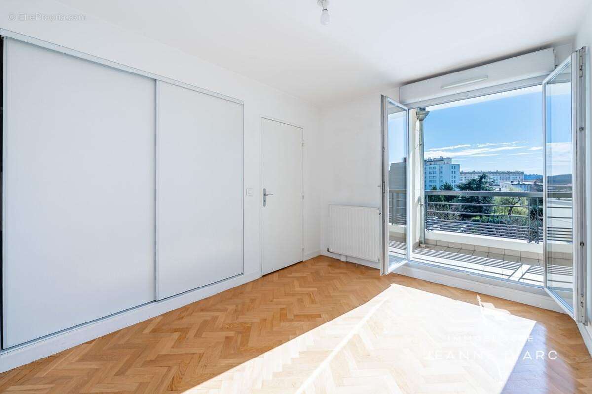 Appartement à VERSAILLES