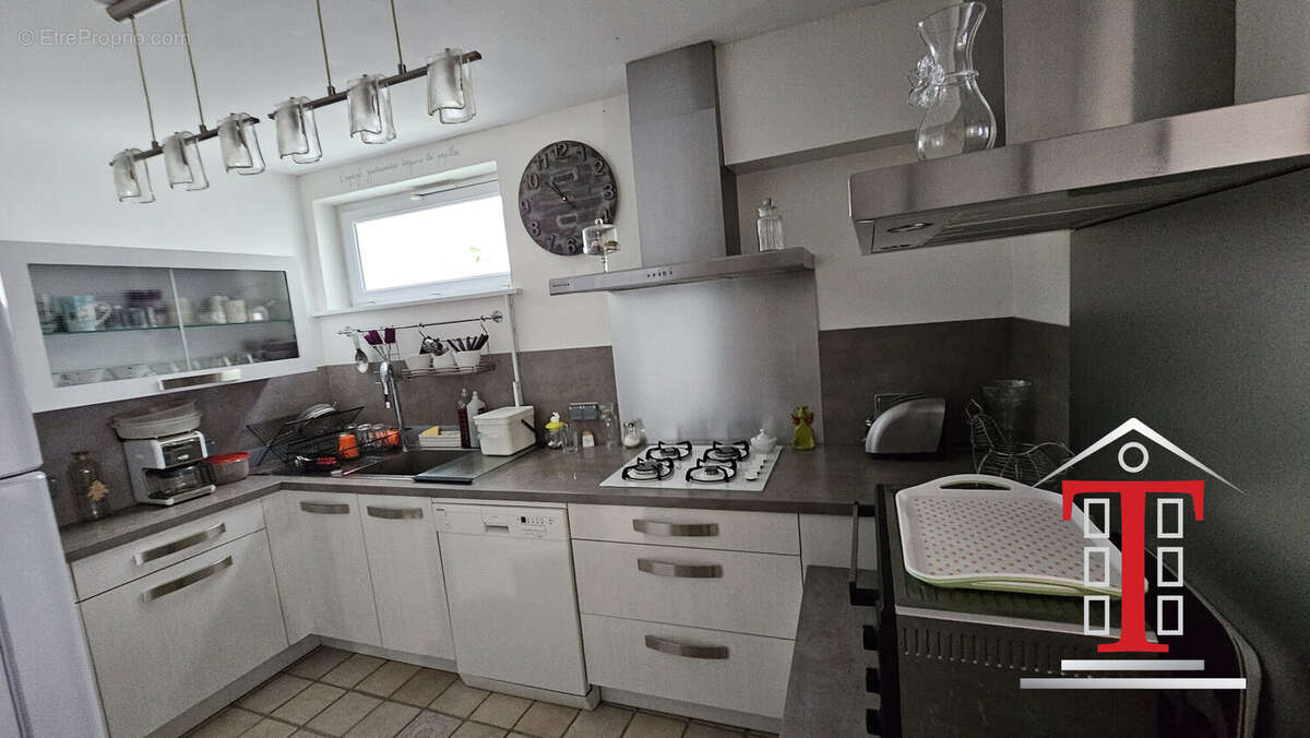 Maison 91 m² à Angers  - photo 3