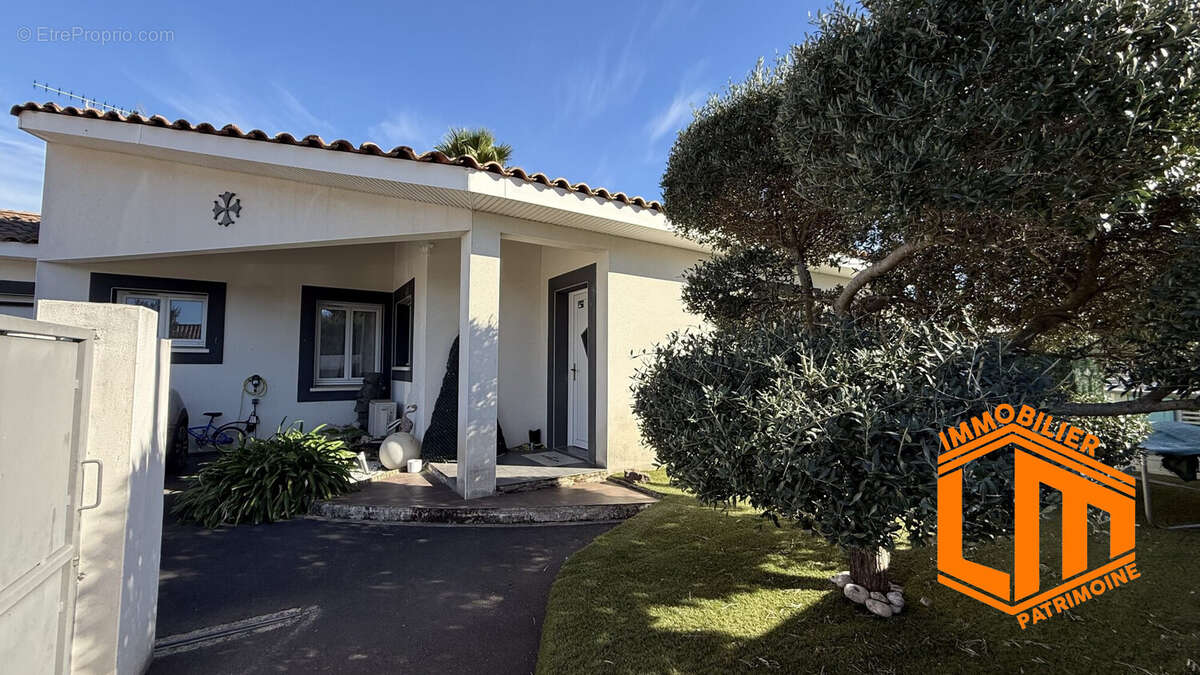 Exterieur  - Maison à MONTBLANC