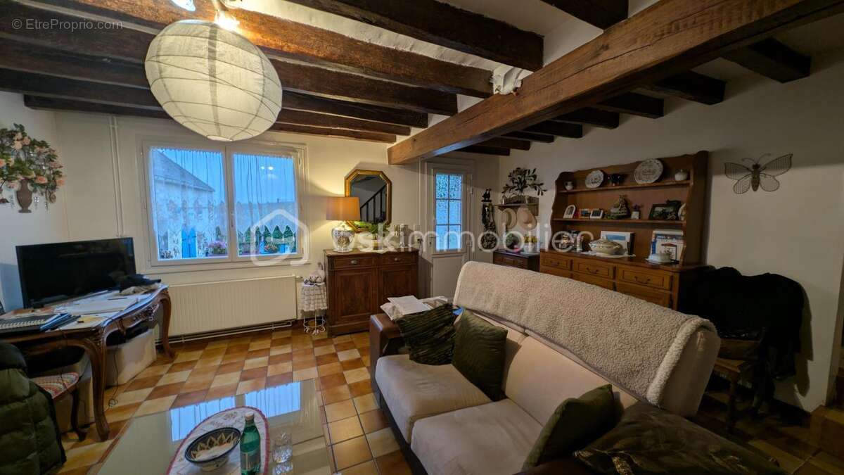 Maison à JOUY-SUR-MORIN