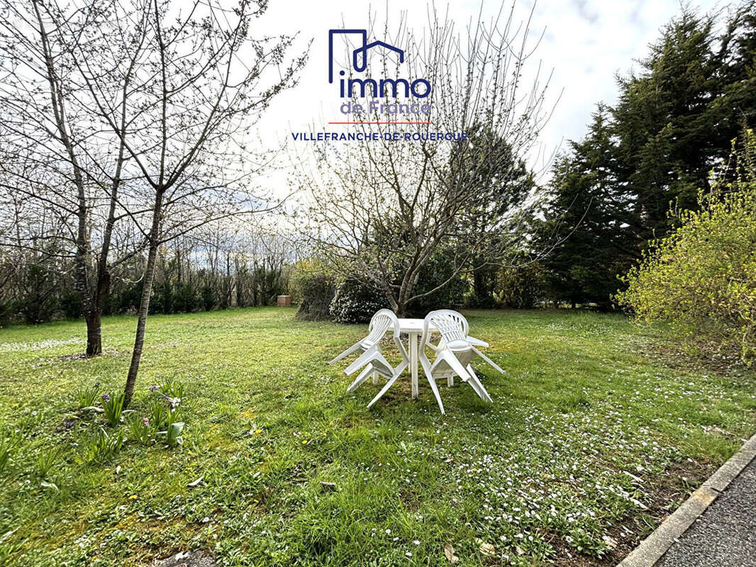 Commerce à MALEVILLE