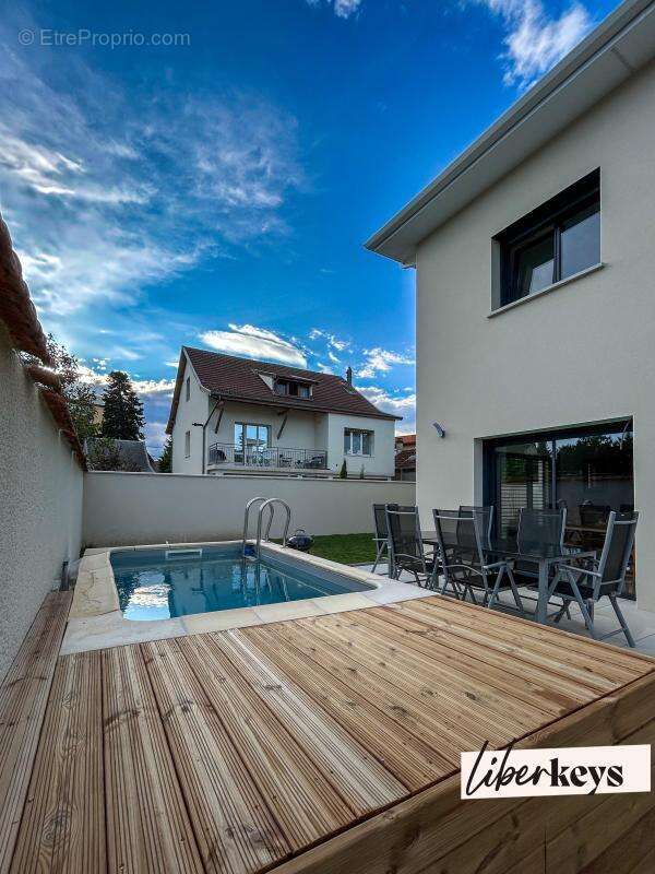 Maison à VILLEFRANCHE-SUR-SAONE