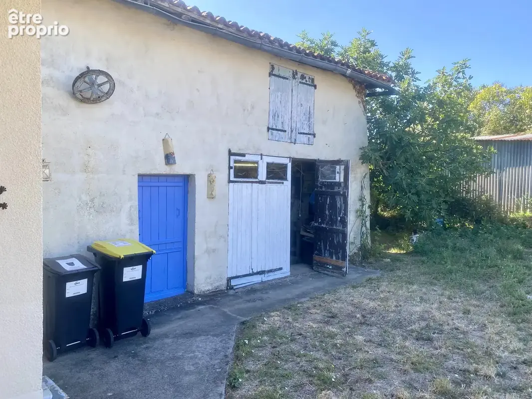Charmante maison de village indépendante avec grande grange et 2 744 m² de terrain - photo 15