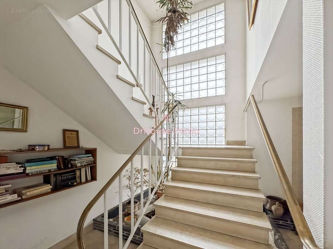 Maison 240 m² à Trelissac  - photo 23