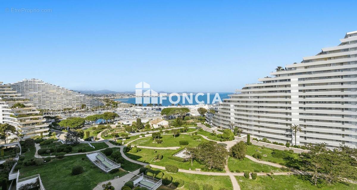 Appartement à VILLENEUVE-LOUBET