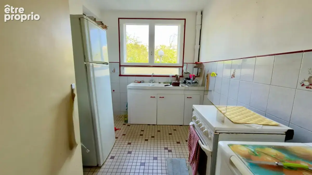 Rez de jardin  f4 -- 77 m², cave et parking au cœur du centre de neuilly plaisance (2 mn a pied) - photo 6