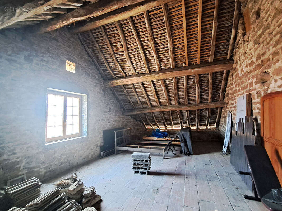 Maison à VOITEUR