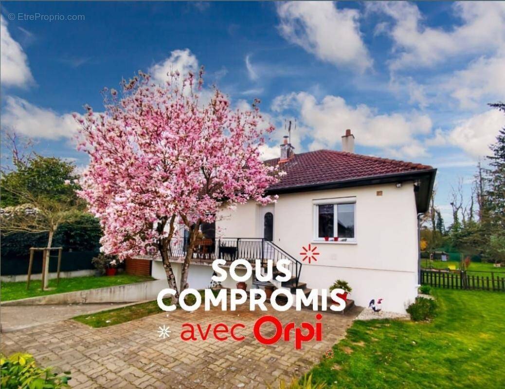 Maison à FAY-AUX-LOGES