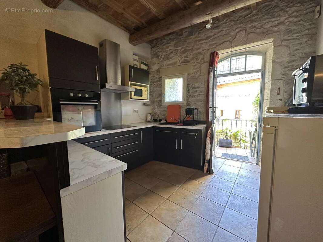 Maison à CLARENSAC