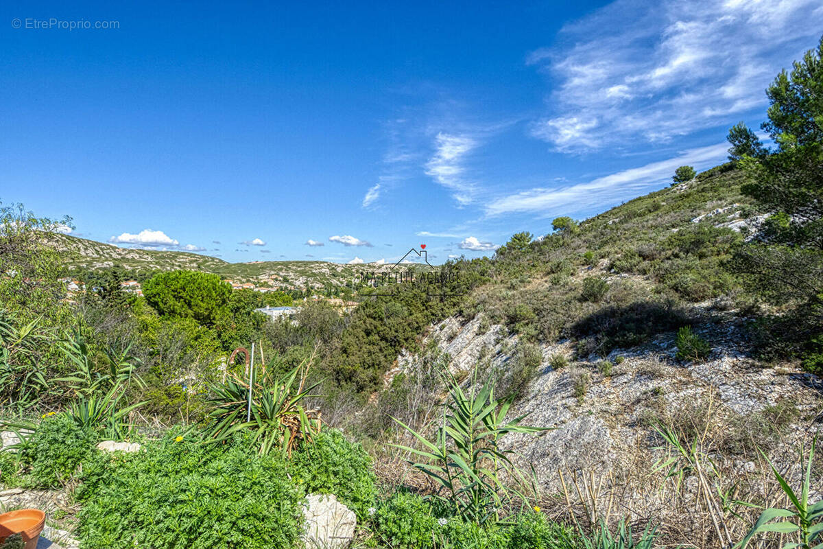 Appartement à LE ROVE
