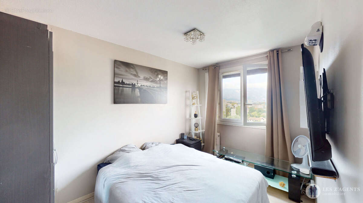 Appartement à SAINT-MARTIN-D&#039;HERES