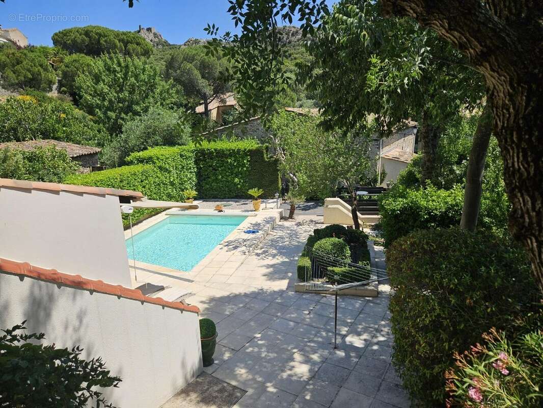 Maison à VAILHAN